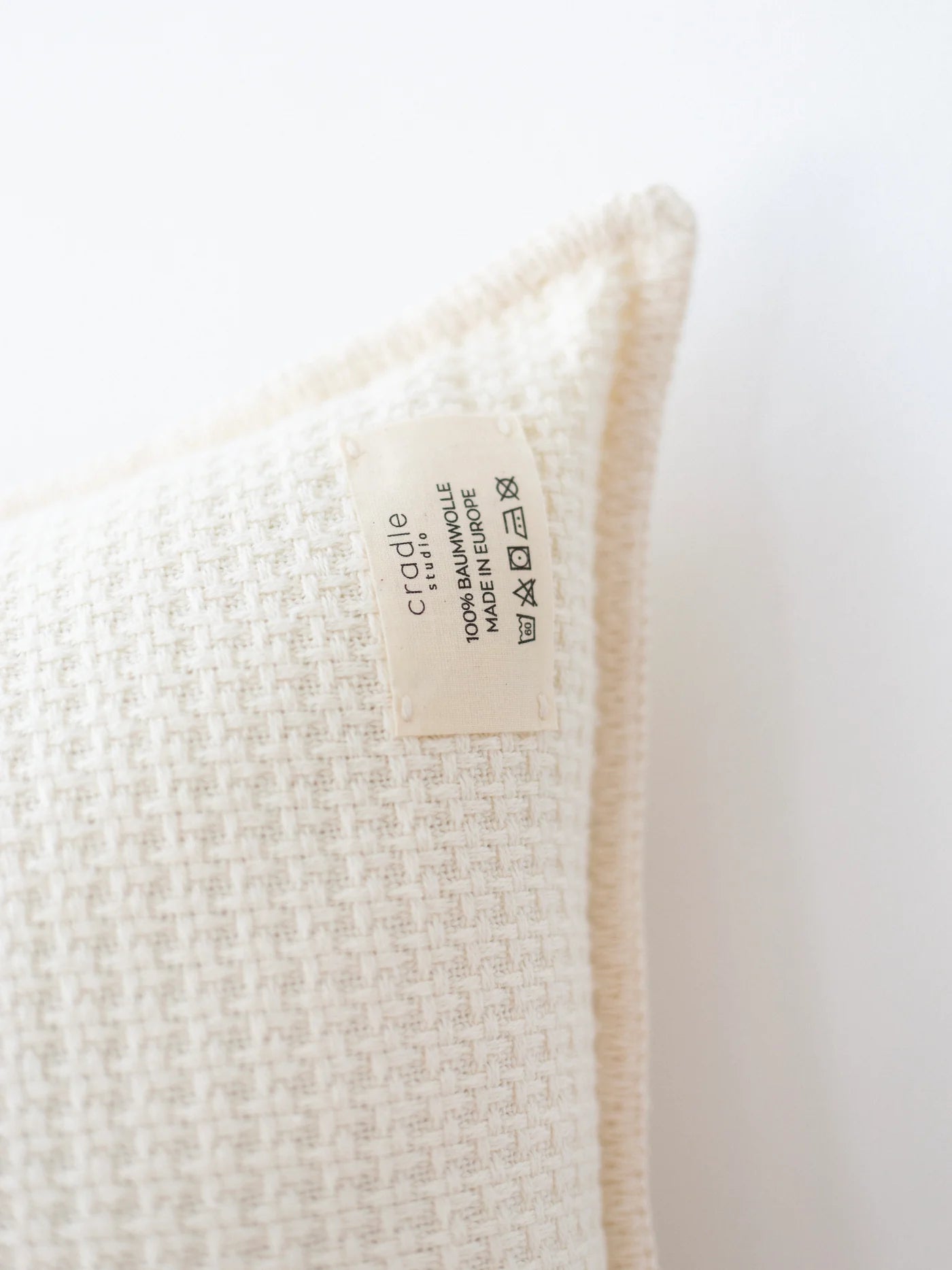 Cozy Feinstrick Kissen / Butter