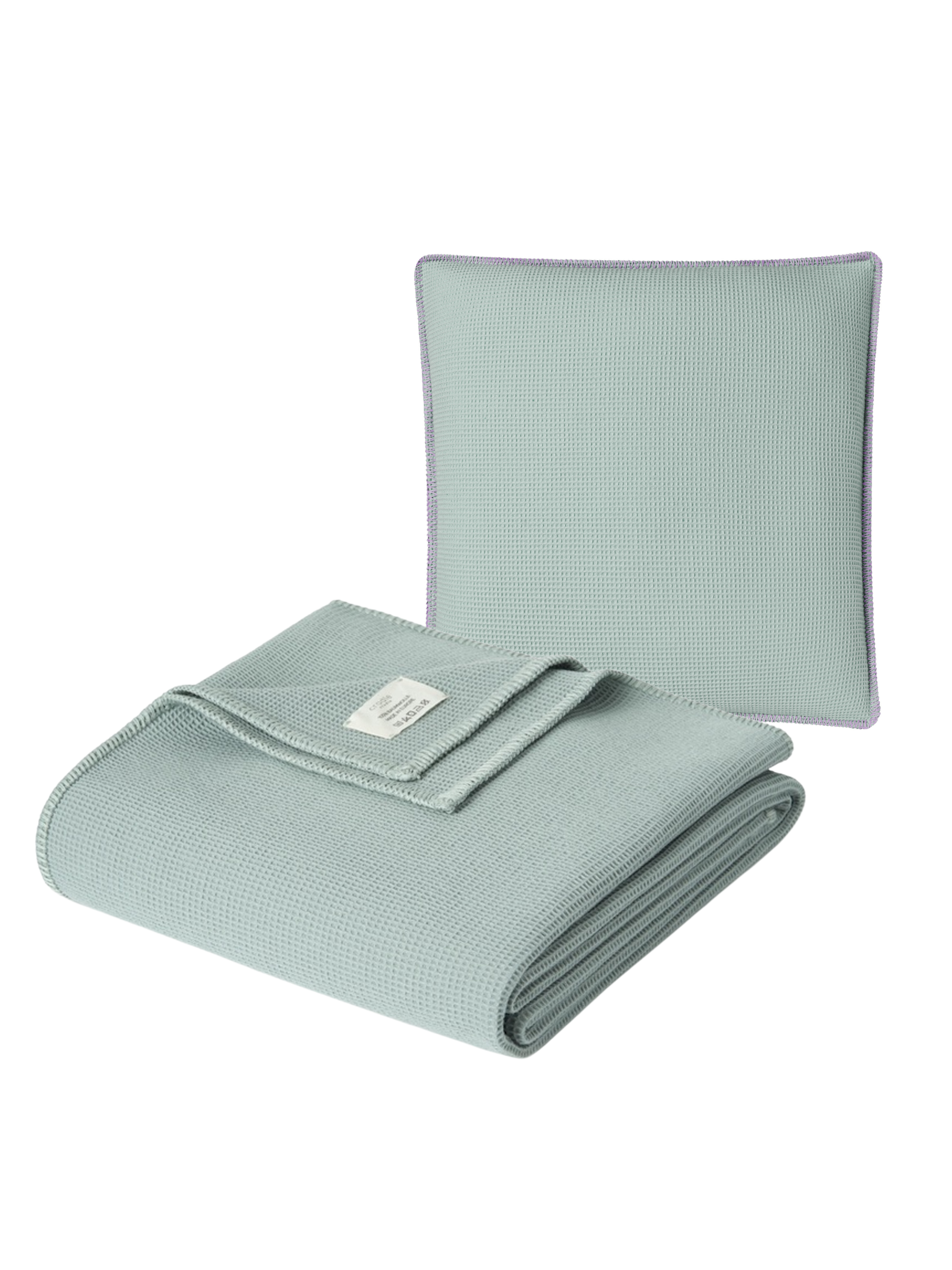 Set of Piqué Cushion & Blanket / Mint & Provence