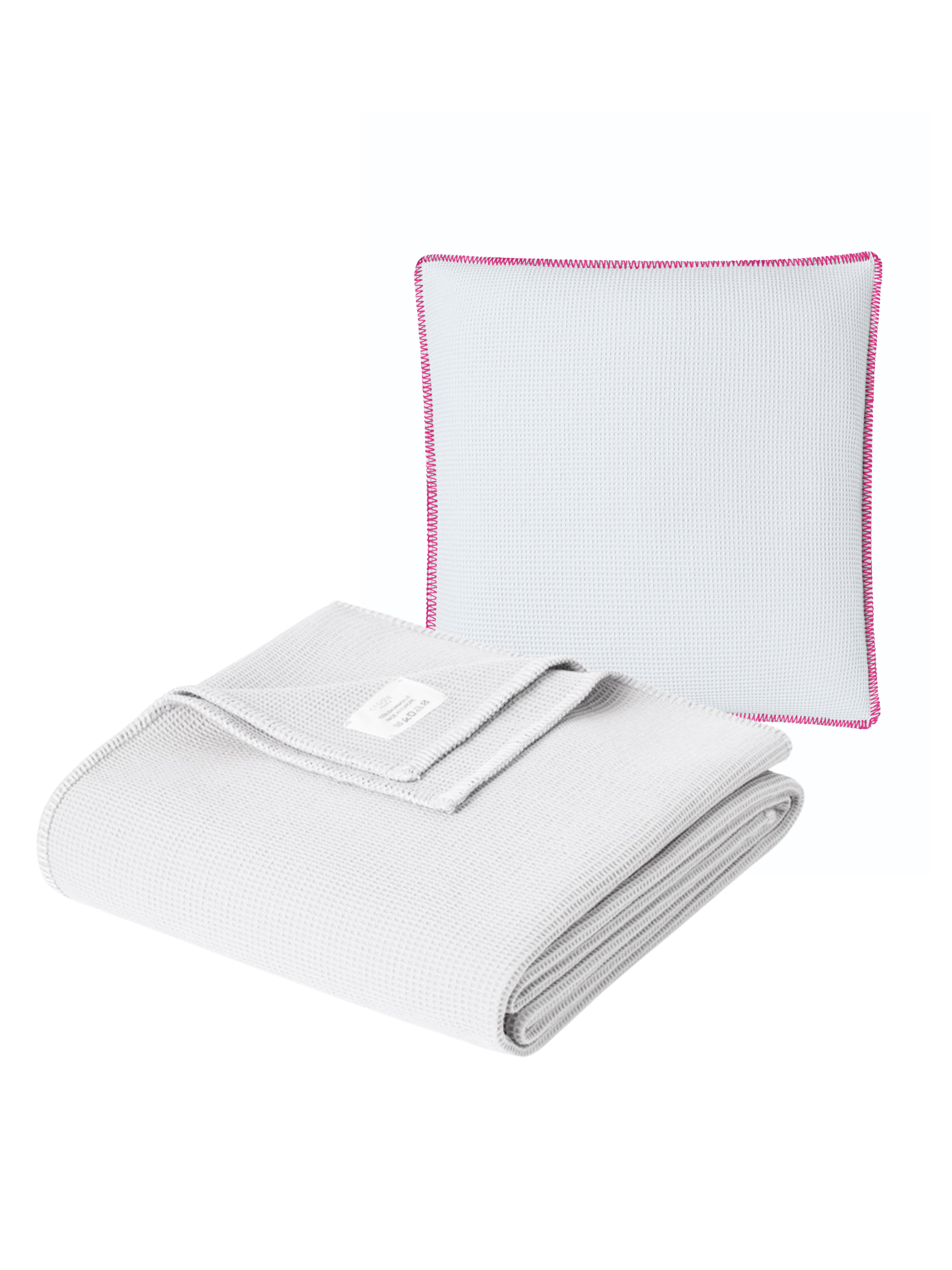 Set of Piqué Cushion & Blanket / Pebble & Izzy