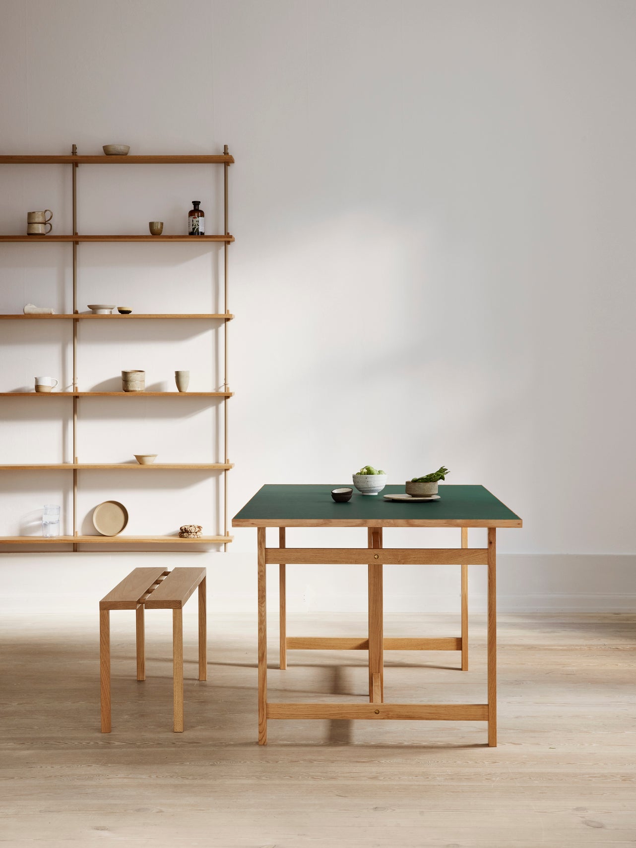 Rectangular Dining Table / Green FSC-Certified Oak