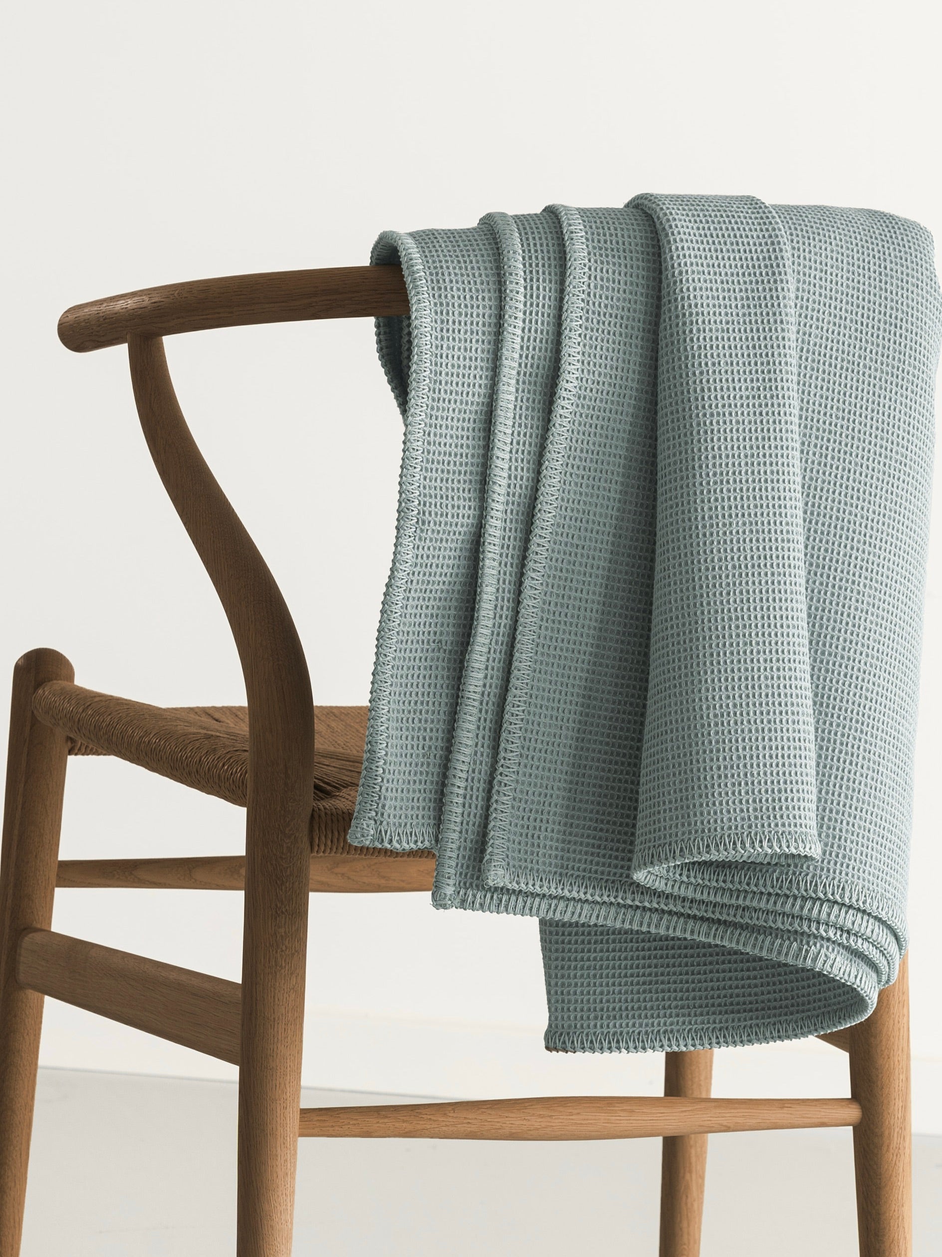 Piqué Cushion & Blanket Set / Mint